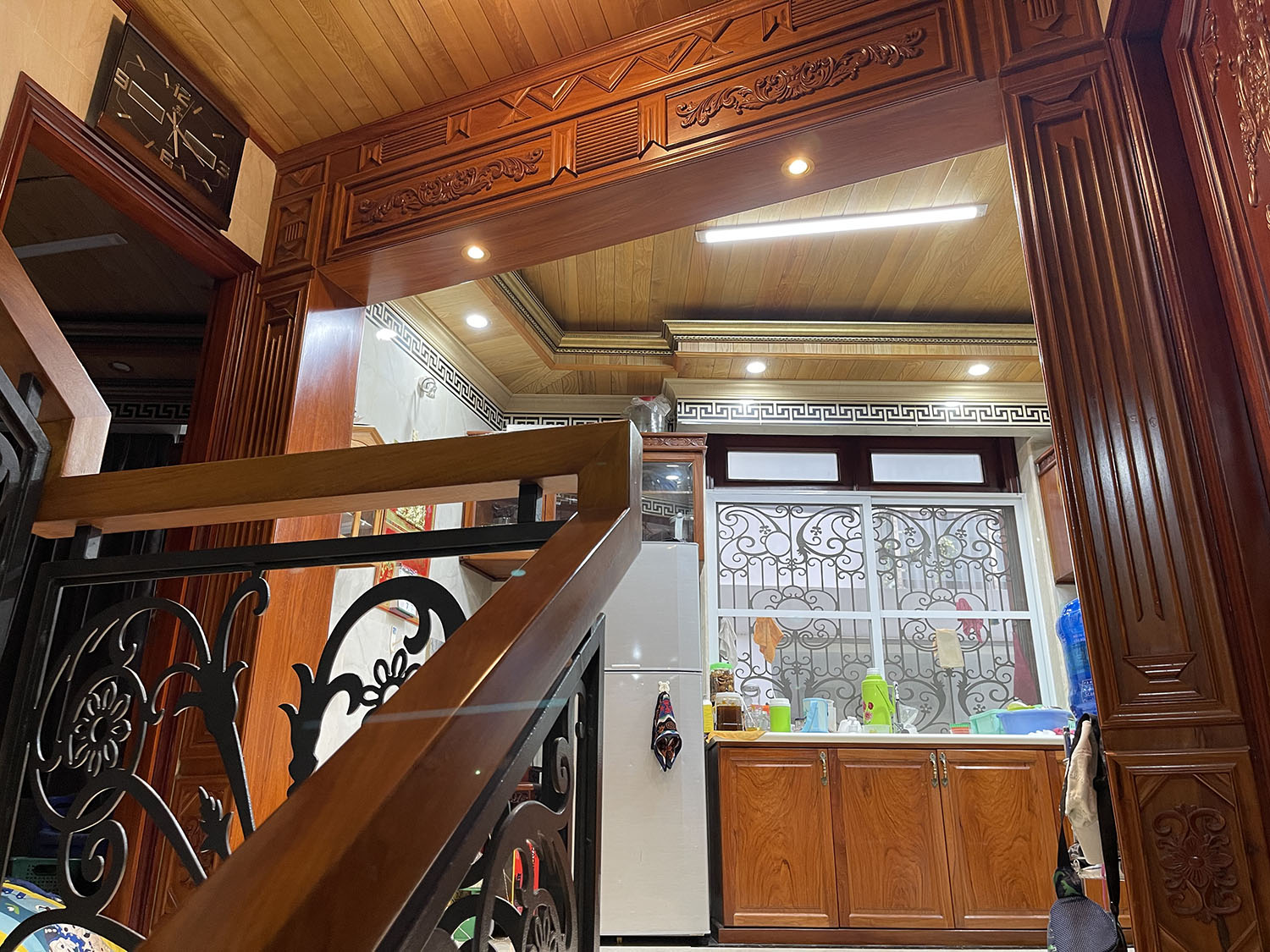 Bán nhà Huỳnh Tịnh Của, Quận 3 tuyệt phẩm B.thự Mini 4 lầu,c.trình nhà làm bằng đá Marble và Gỗ Quý - hẻm ôtô